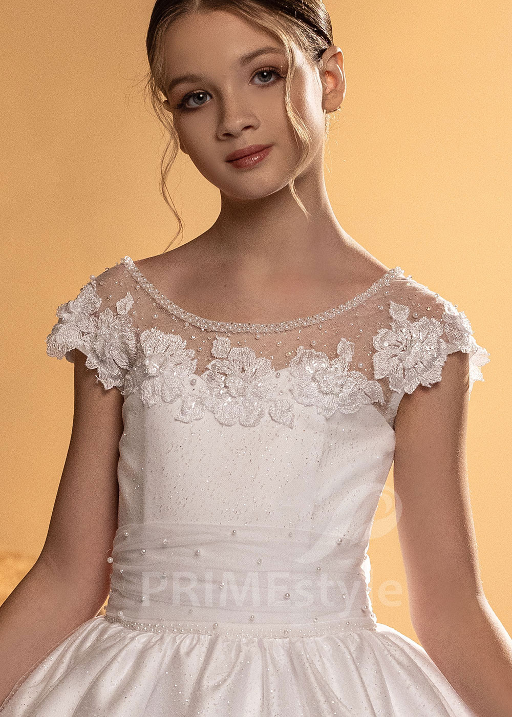 Luxusné šaty na prvé sväté prijímanie...