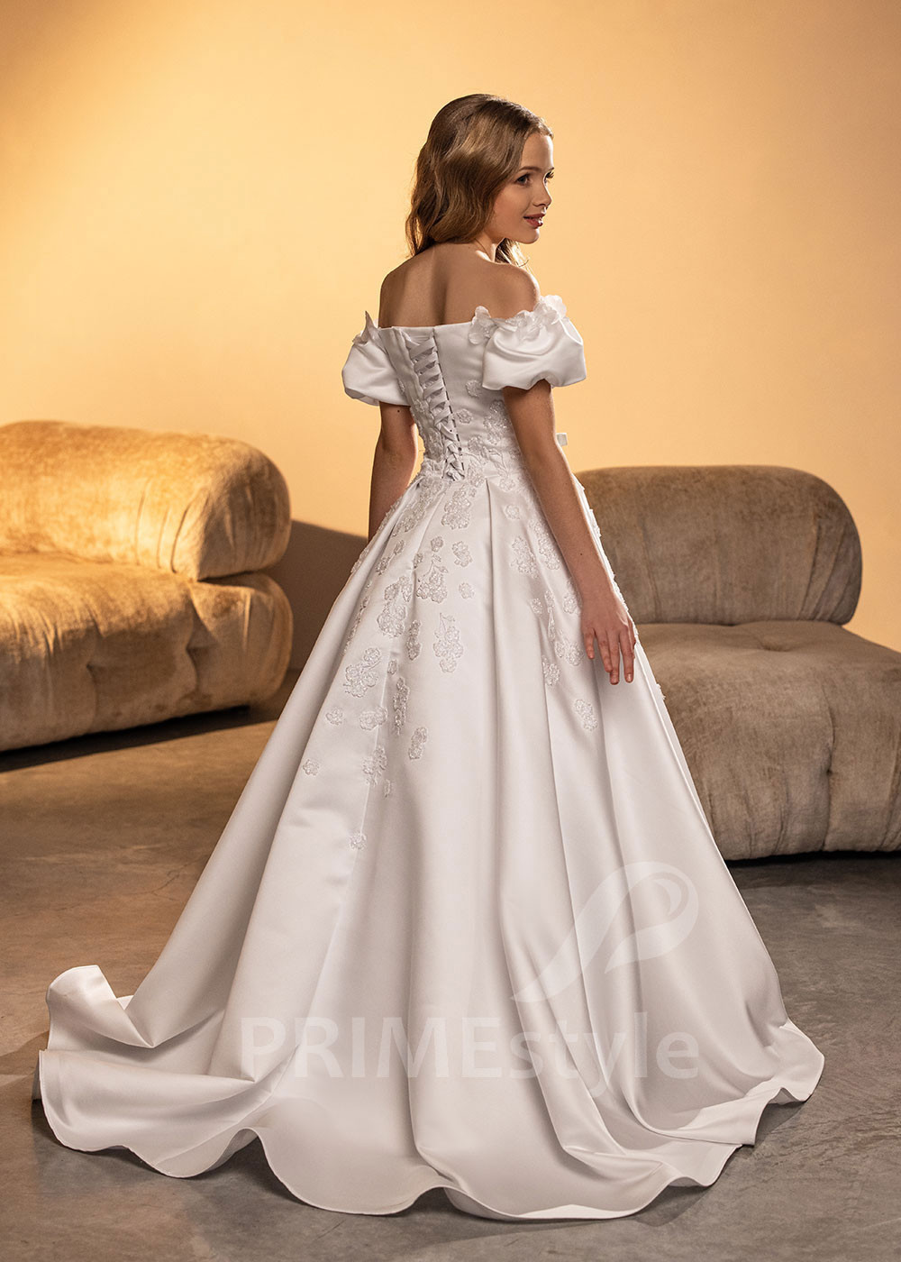 Luxusné šaty na 1. sväté prijímanie...