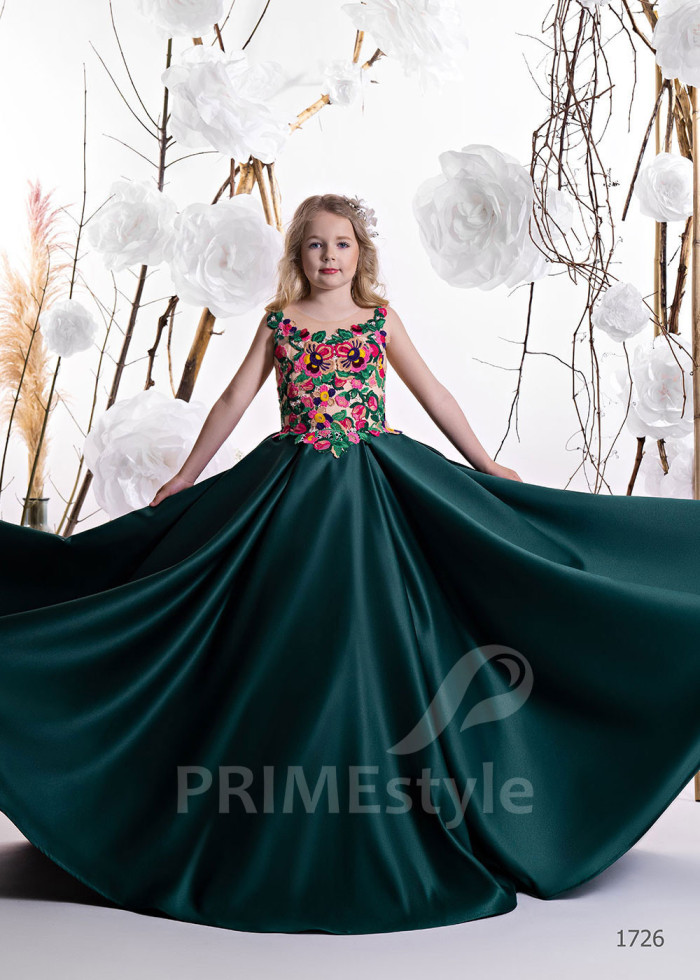Luxusné dievčenské šaty LC1726