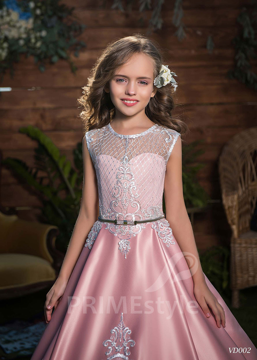 Luxusné dievčenské šaty LV002