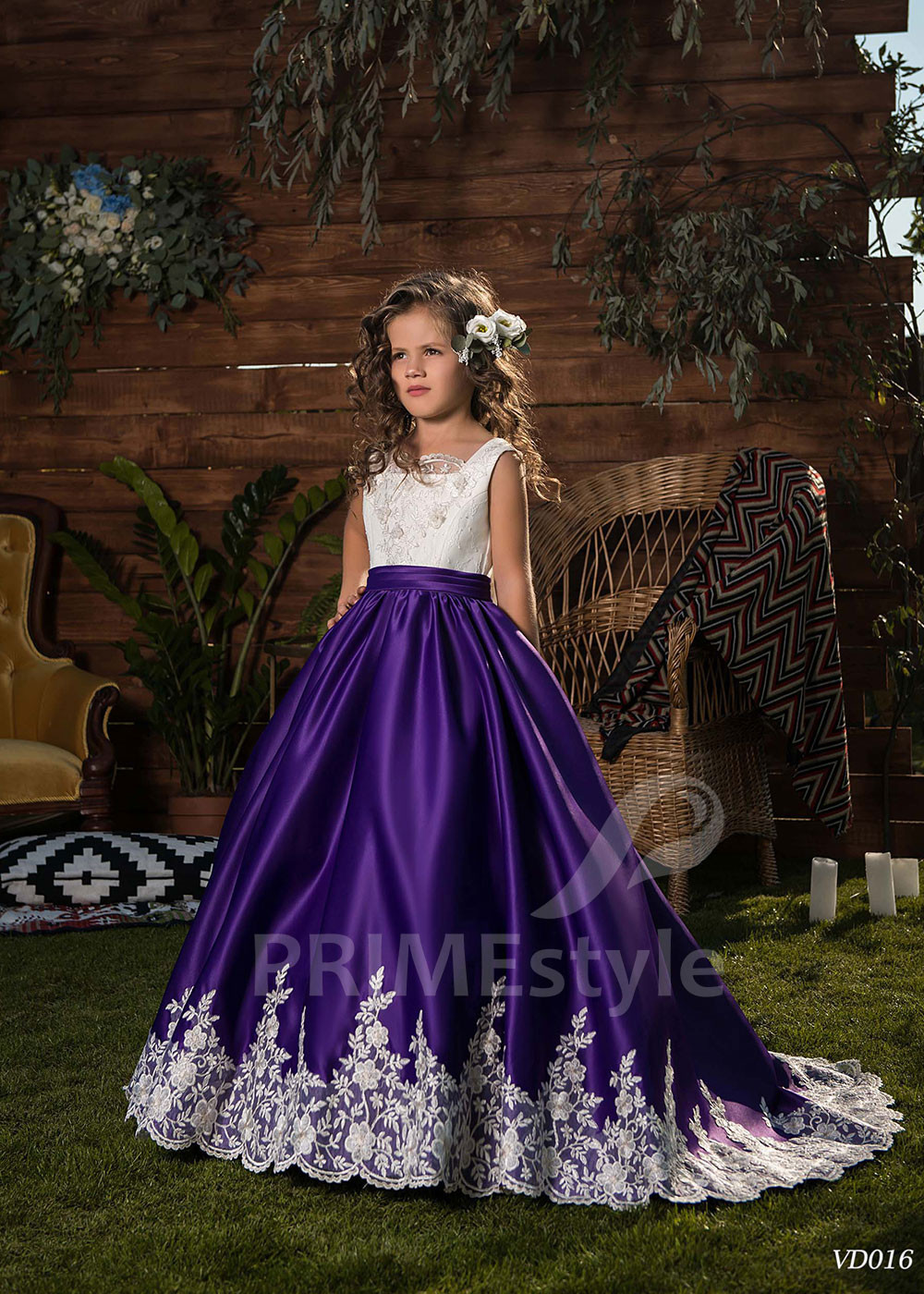 Luxusné dievčenské šaty LV016