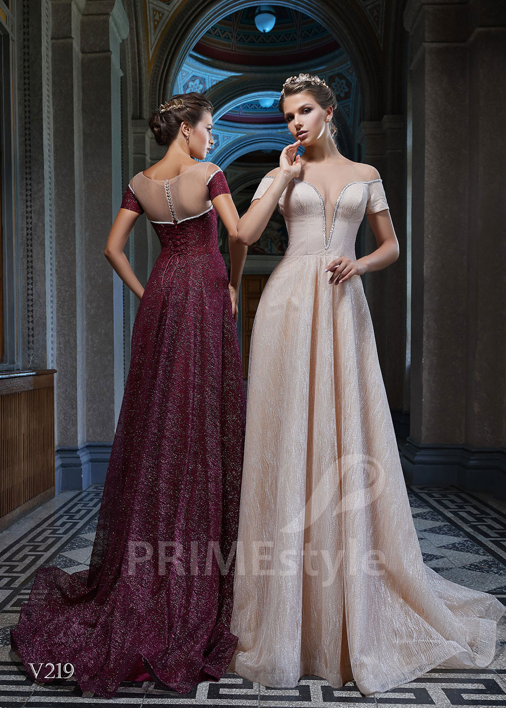 Extravagantné večerné šaty LS219