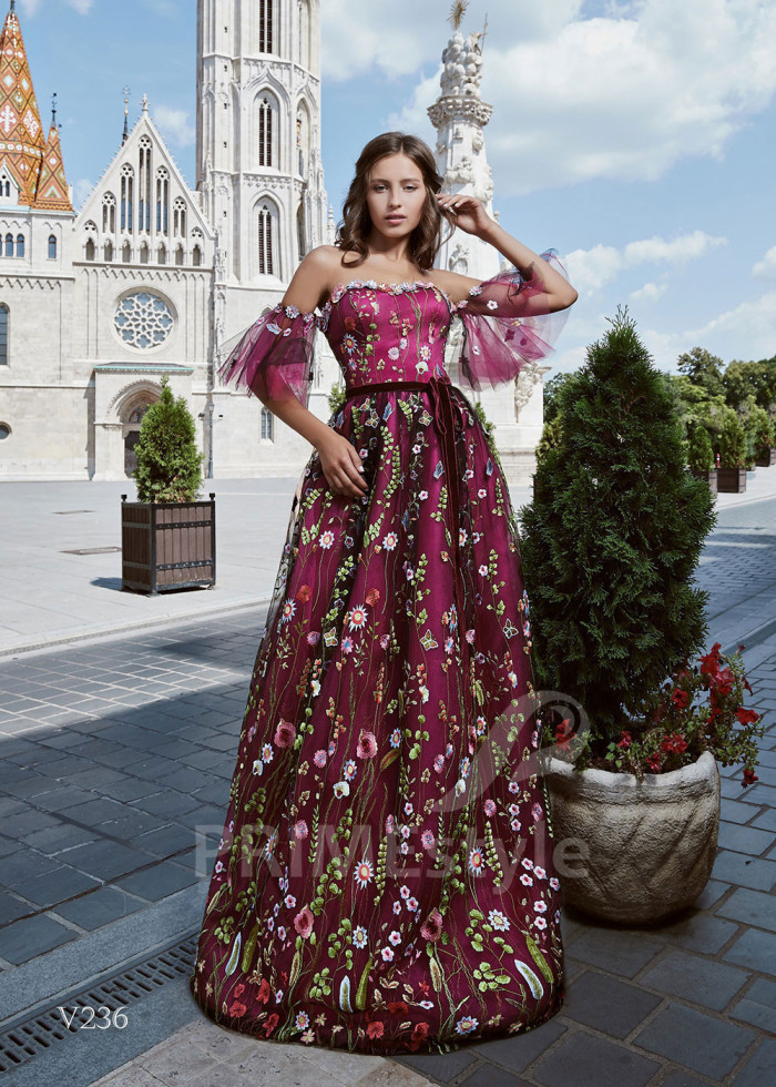 Extravagantné šaty na ples LS236