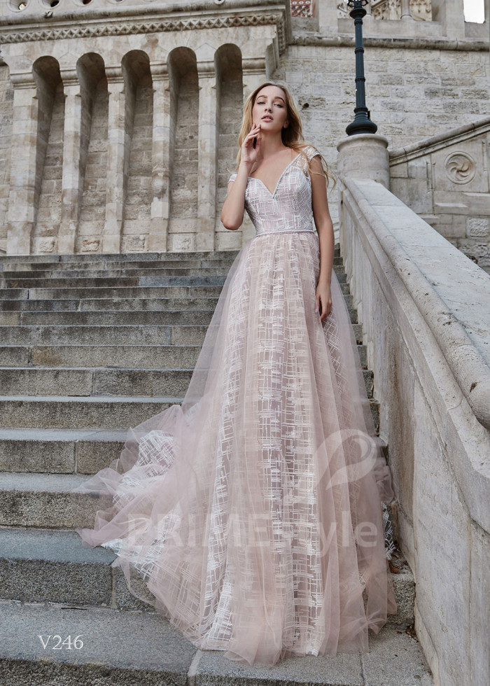 Moderné večerné šaty LS246