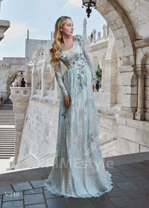 Extravagantné šaty na ples LS248