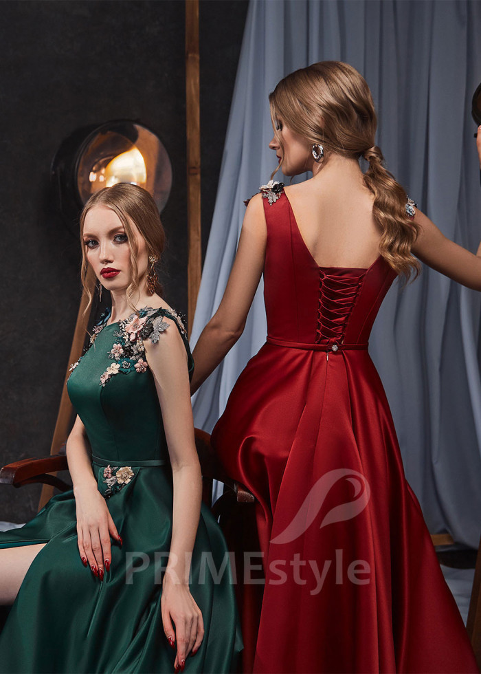 Kvetované šaty na ples LS426