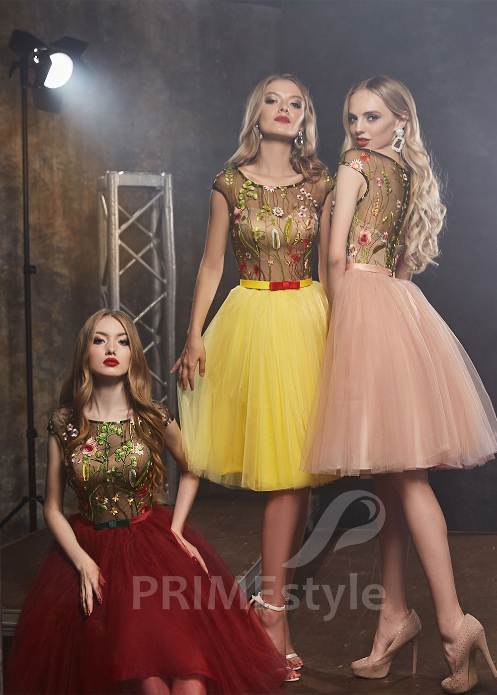 Tylové šaty pre družičky LS429