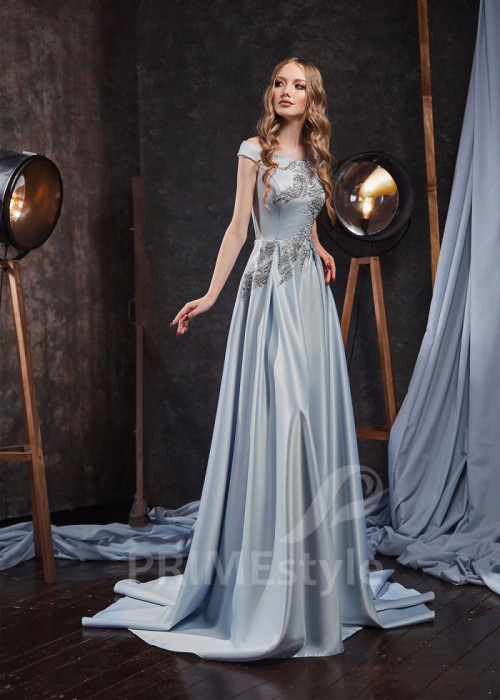 Trblietavé spoločenské šaty LS437