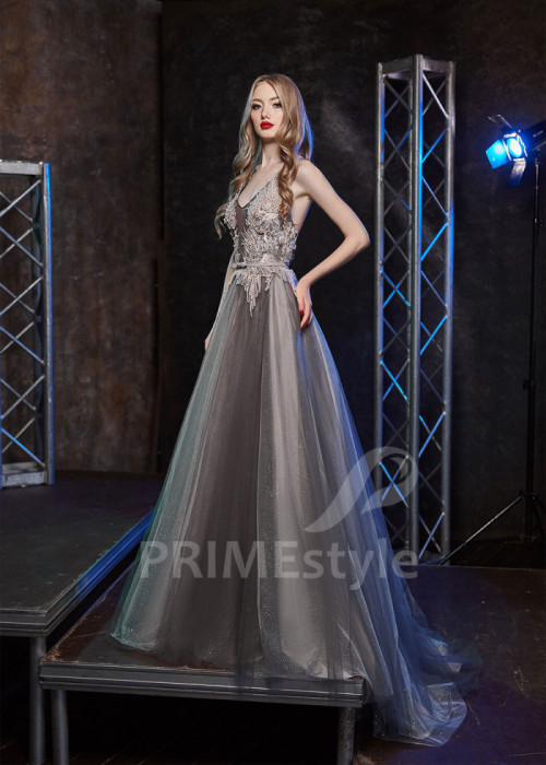 Extravagantné večerné šaty LS443