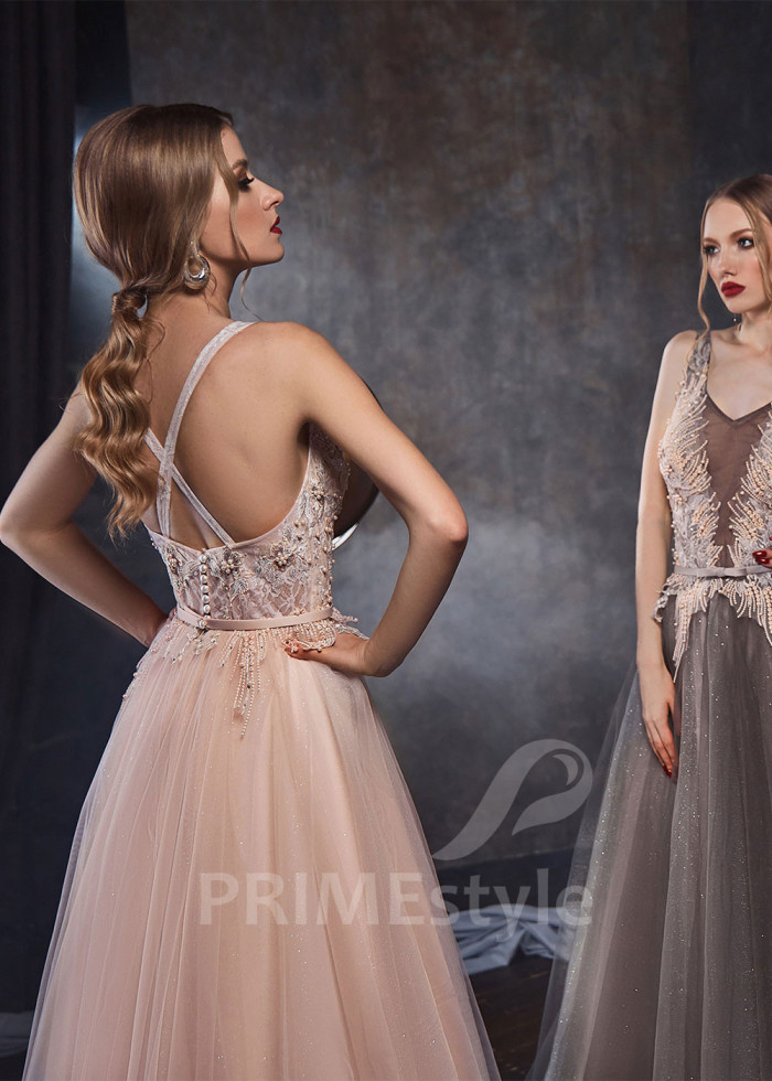 Extravagantné večerné šaty LS443