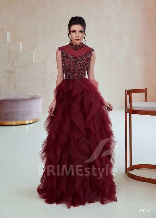 Extravagantné večerné šaty LS613