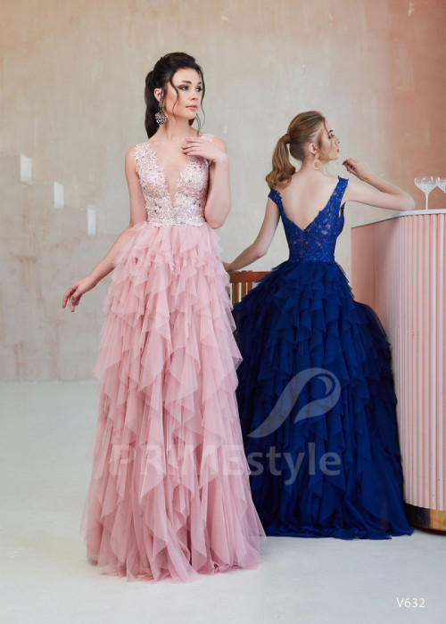 Extravagantné večerné šaty LS632 2