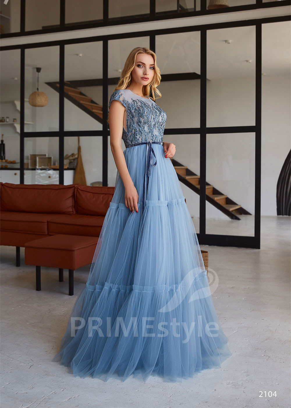 Luxusné šaty na stužkovú LC2104