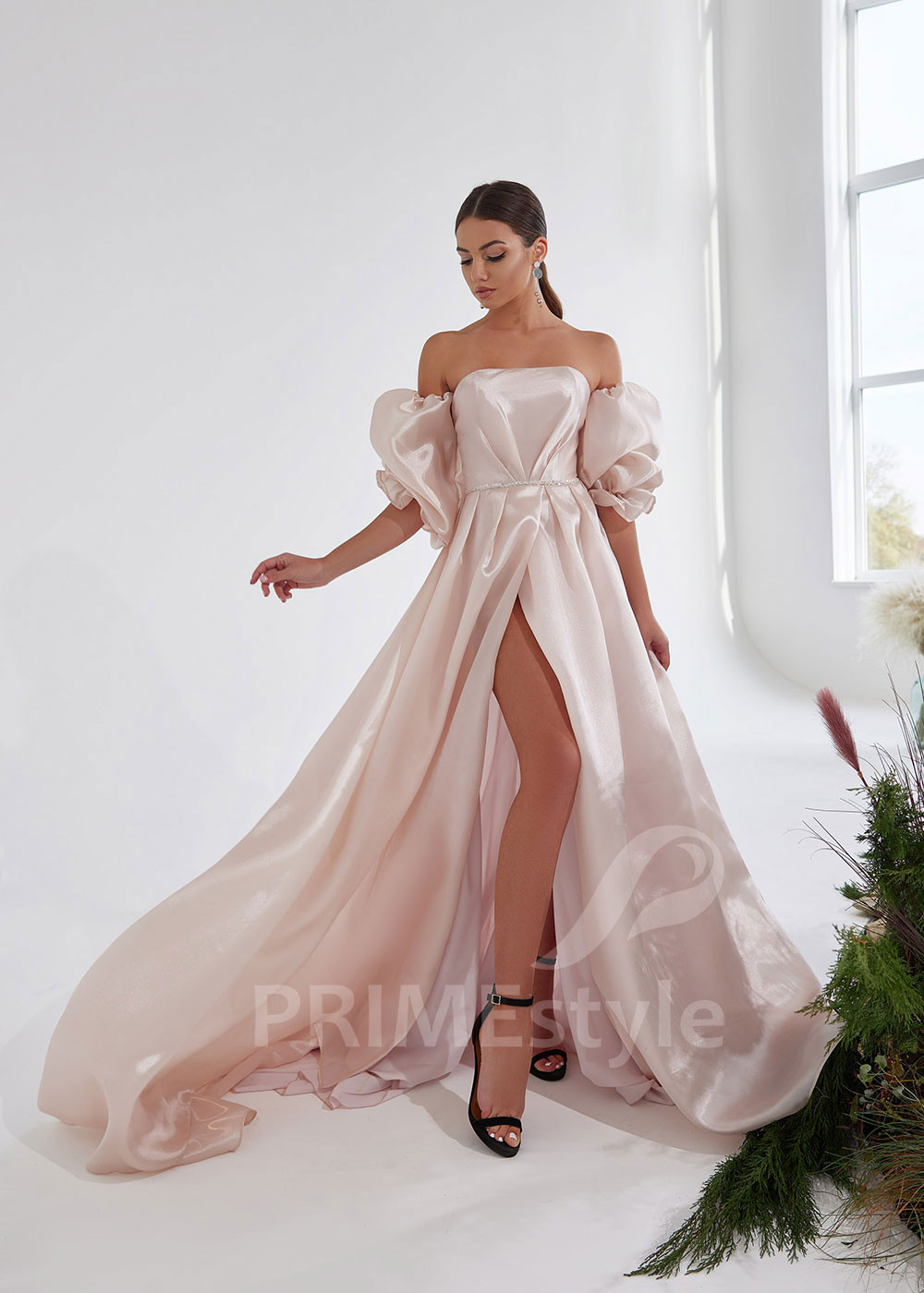 Elegantné večerné šaty LS928