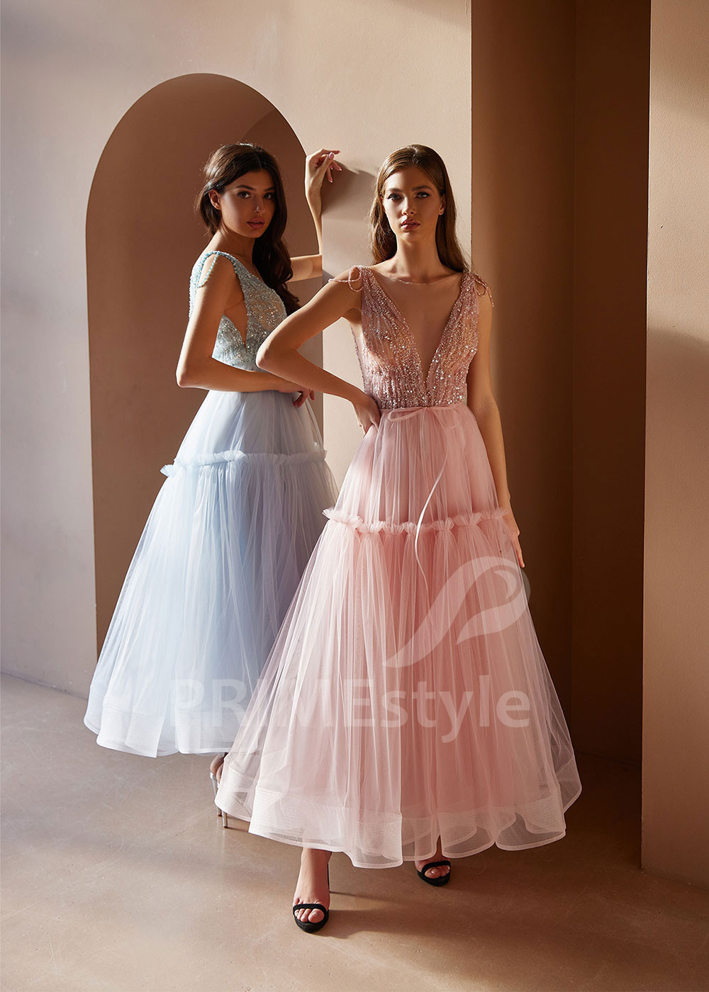 Elegantné večerné šaty LC2402