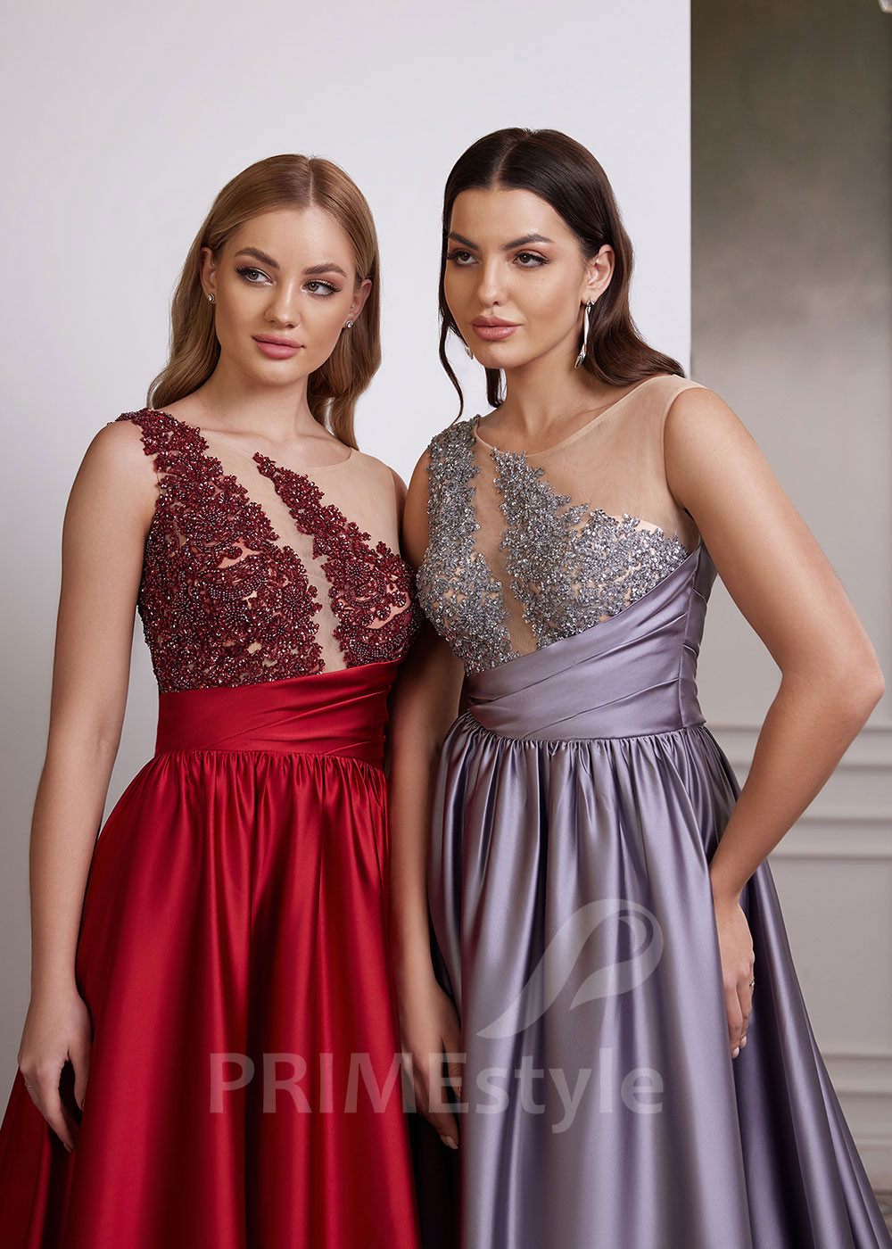 Originálne čipkované šaty na ples LC2617