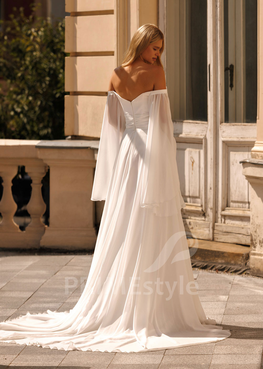 Hladké svadobné šaty Athena