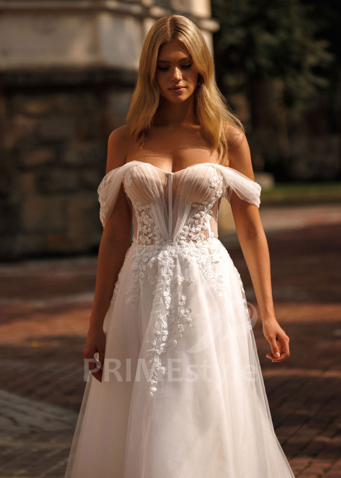 Extravagantné svadobné šaty Michaela