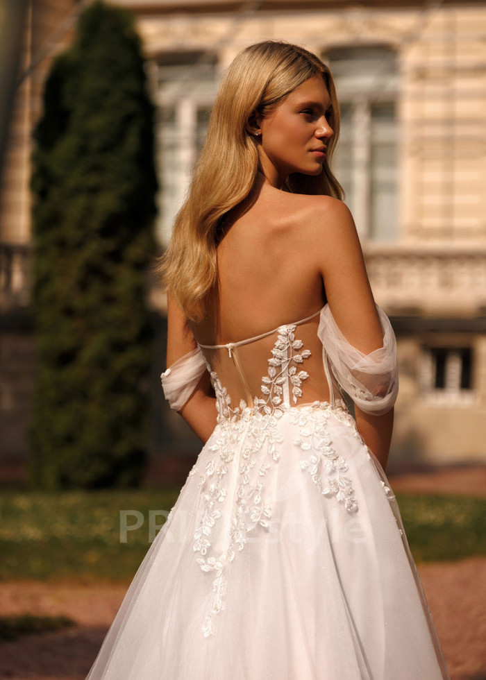 Extravagantné svadobné šaty Michaela