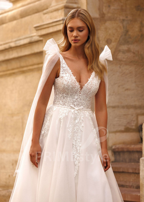 Svadobné šaty na ramienka Sandra 2