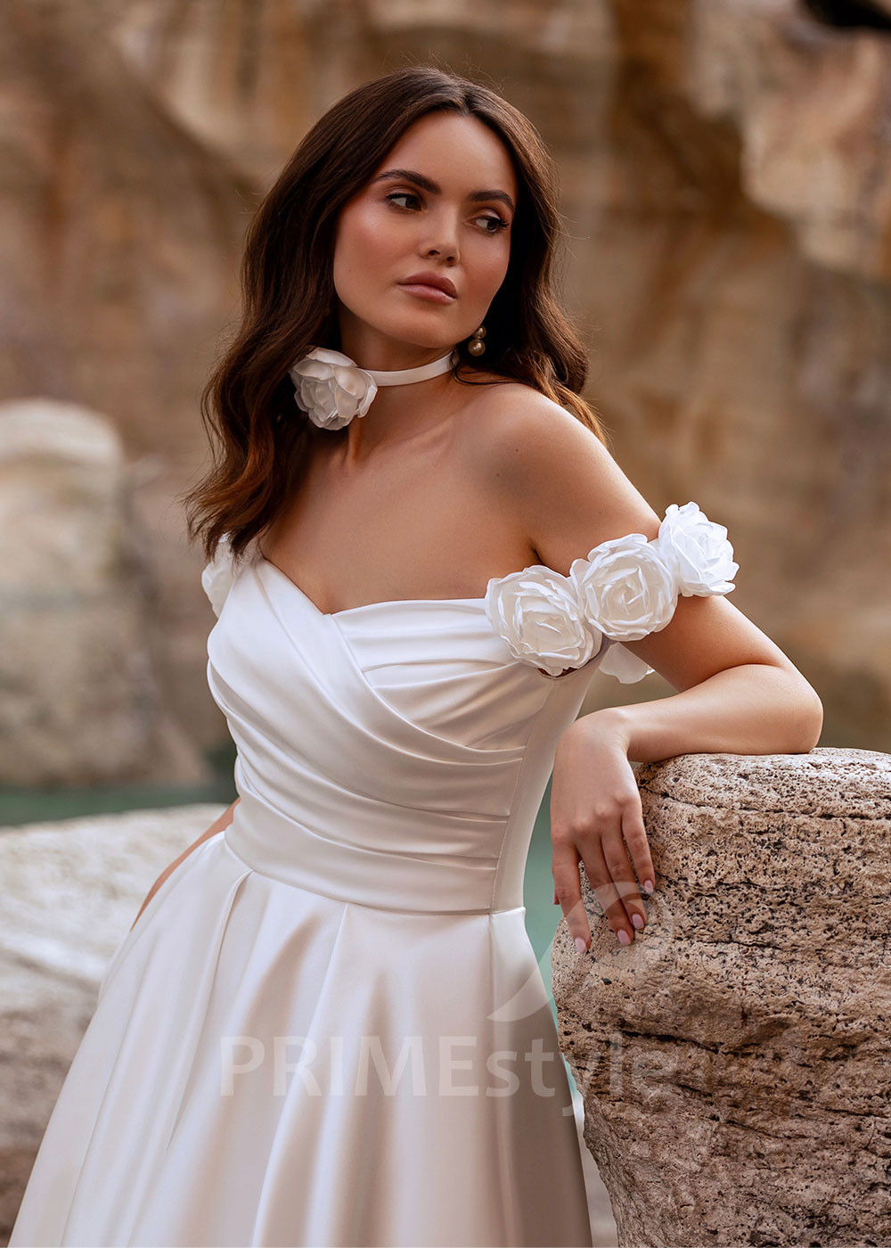 Elegantné romantické svadobné šaty LS850