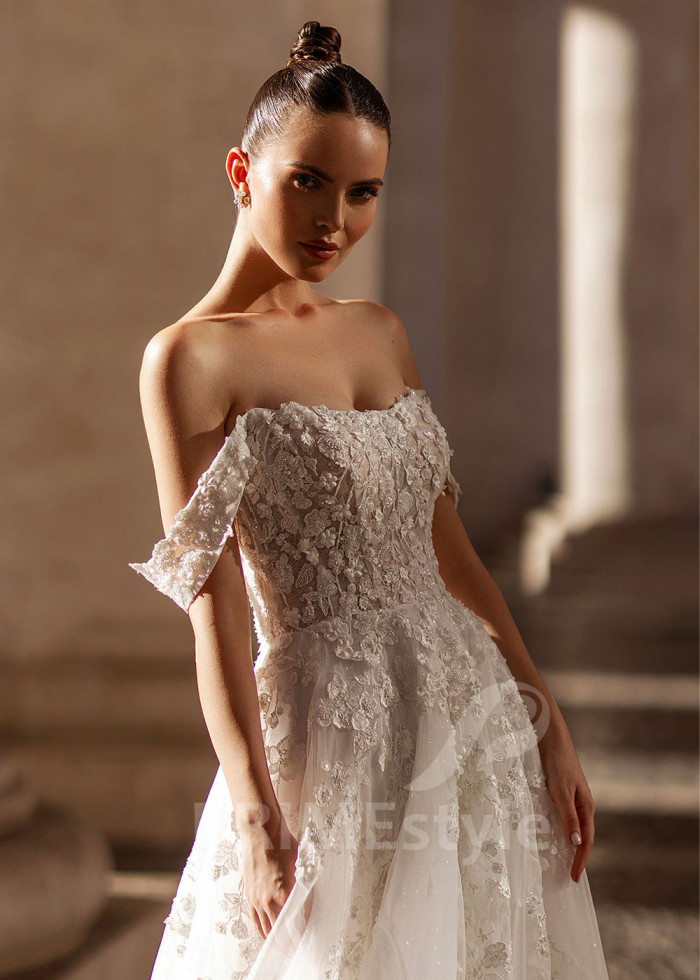 Luxusné čipkované svadobné šaty LS856