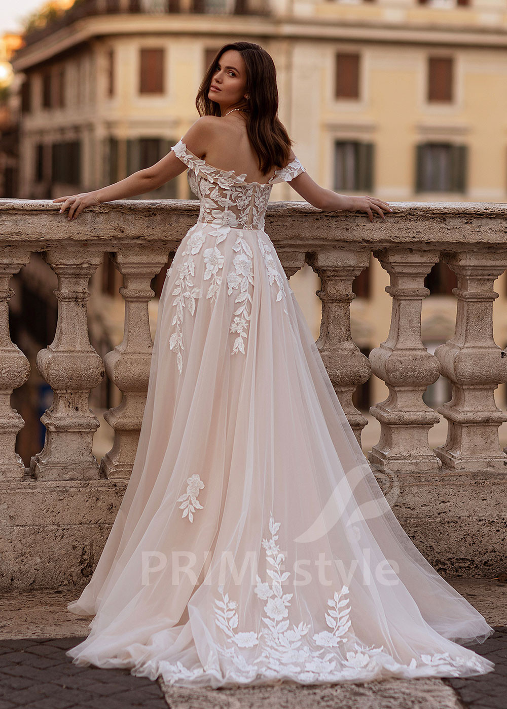 Luxusné kvetované svadobné šaty LS858