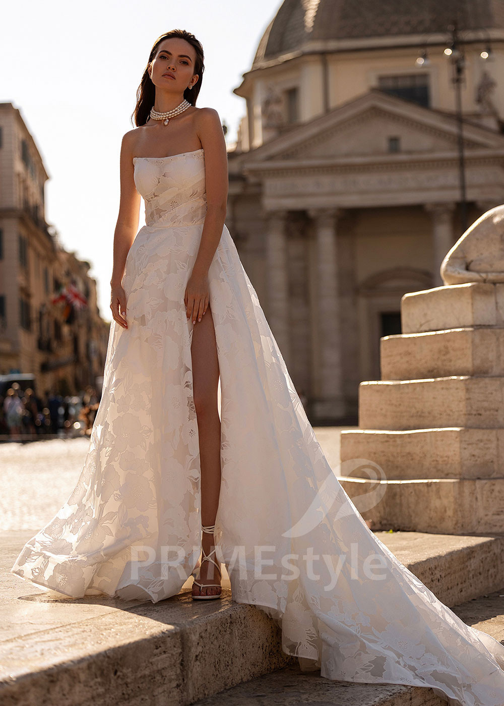 Extravagantné romantické svadobné šaty LS861