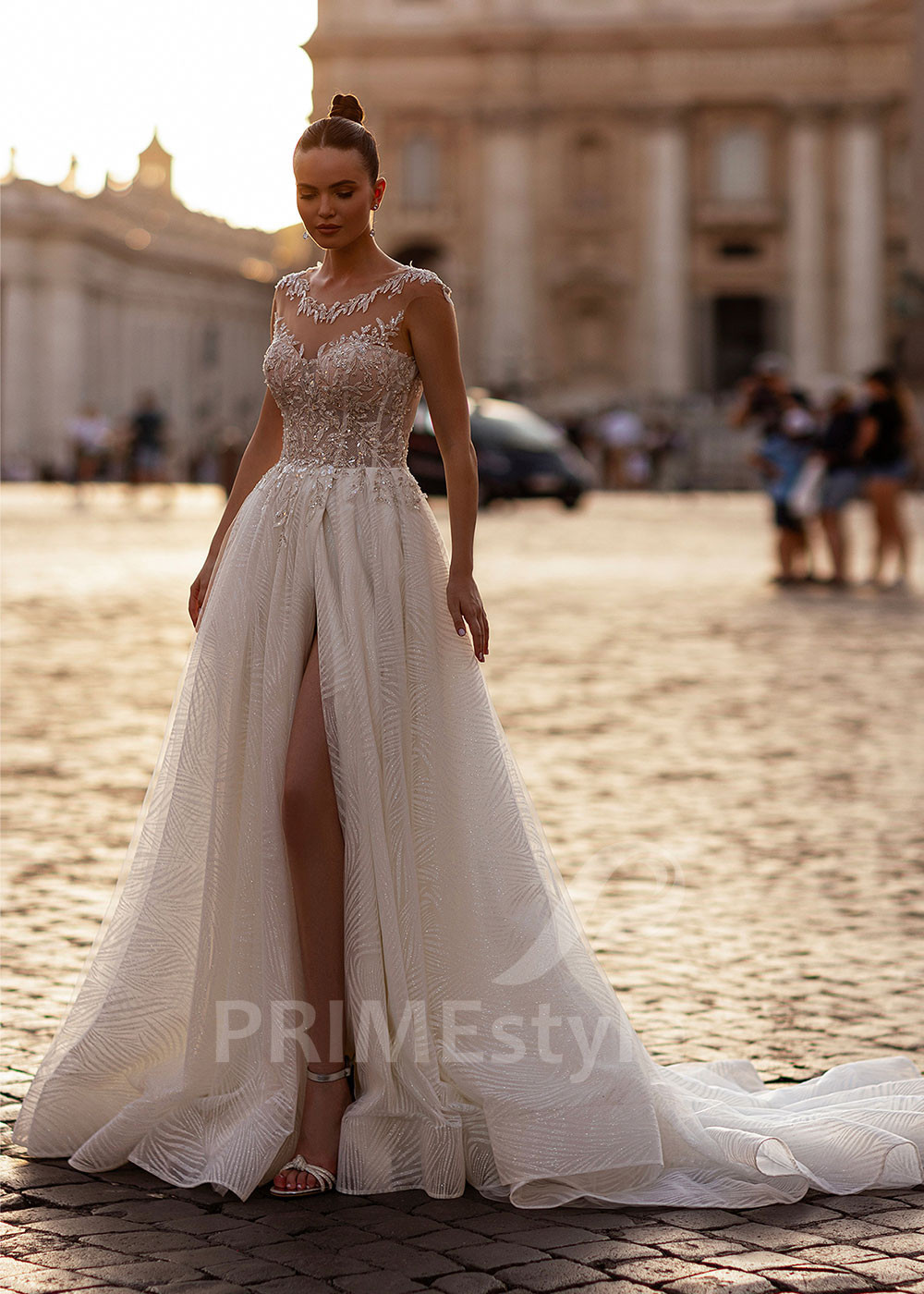 Extravagantné trblietavé svadobné šaty LS869