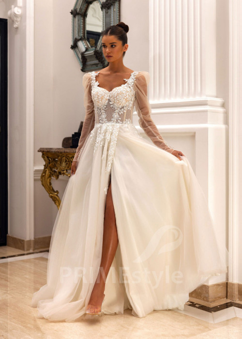 Extravagantné čipkované svadobné šaty Cynthia