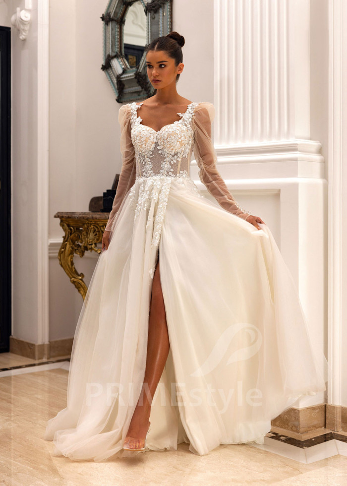 Extravagantné čipkované svadobné šaty Cynthia