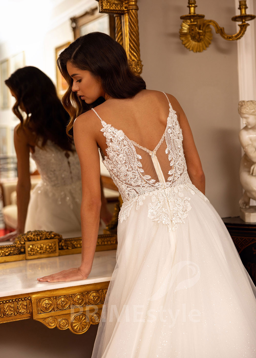 Luxusné svadobné šaty na ramienka...