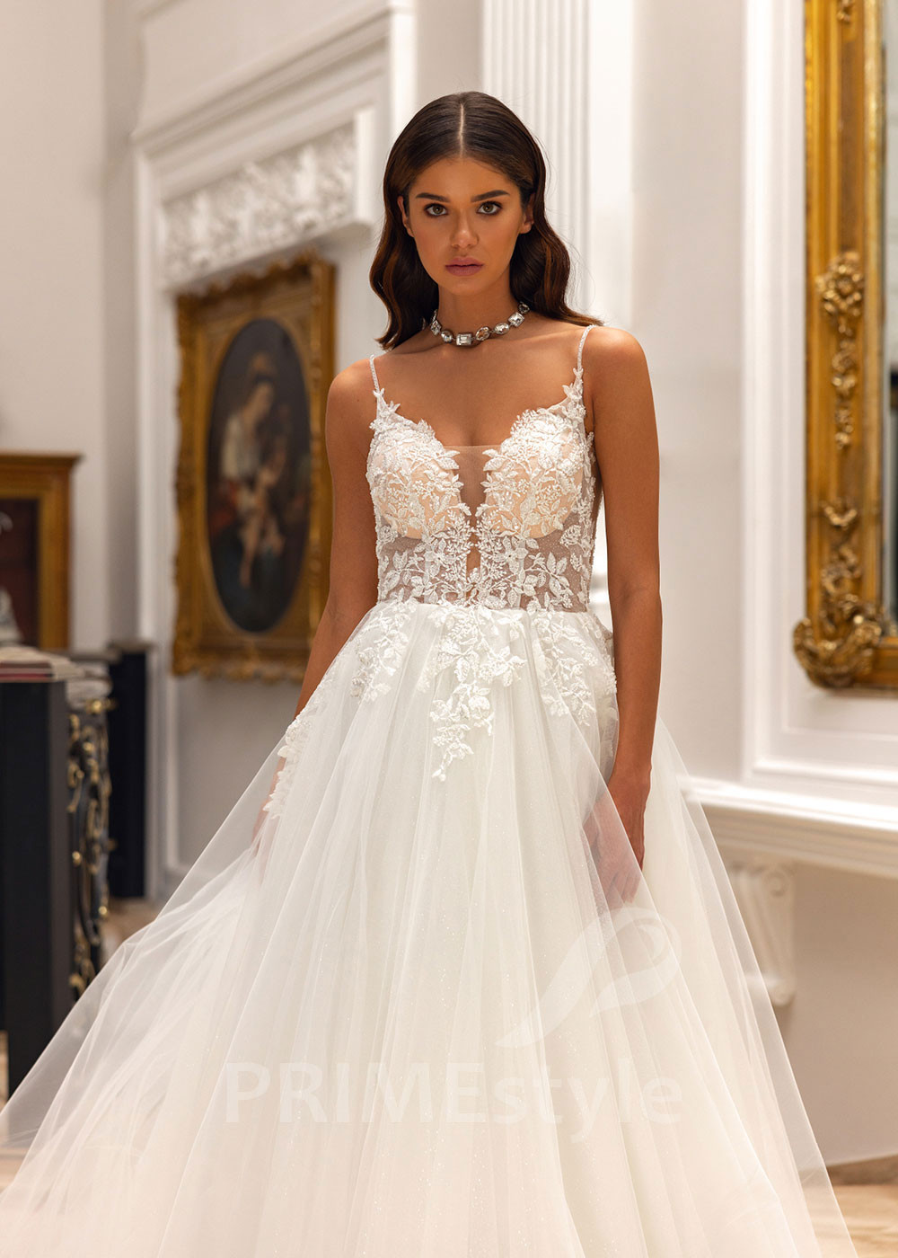 Elegantné svadobné šaty na ramienka...