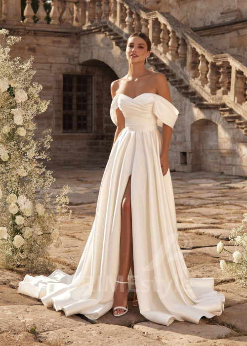 Extravagantné hladké svadobné šaty LC2715