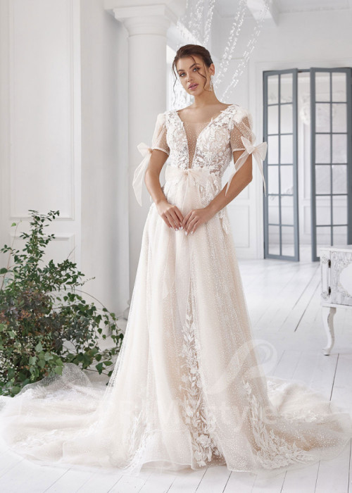 Luxusné romantické svadobné šaty LS813