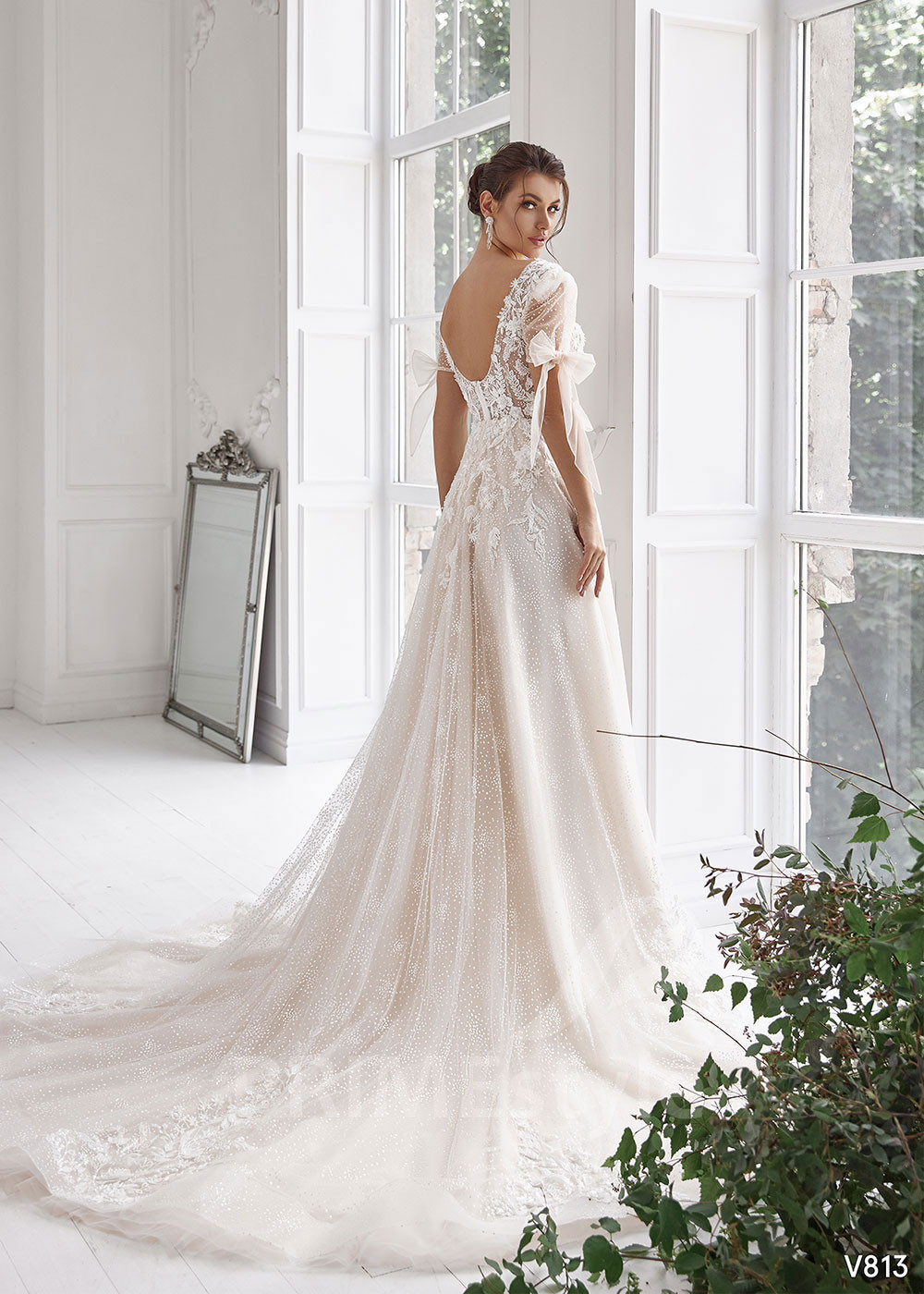 Luxusné romantické svadobné šaty LS813