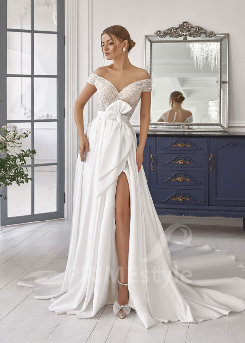 Extravagantné hladké svadobné šaty LS823