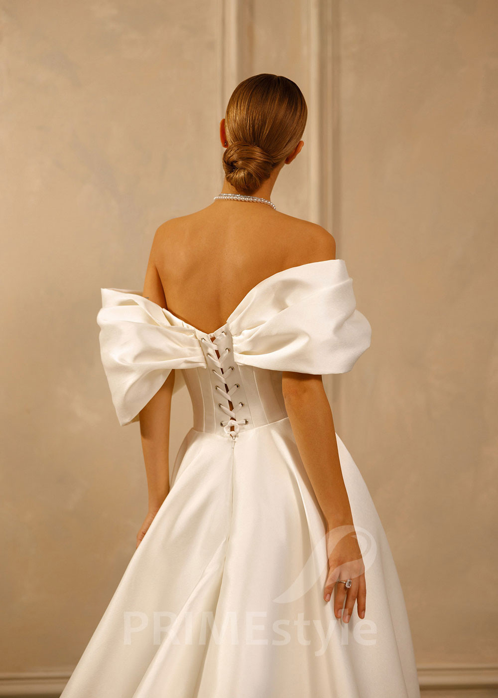 Luxusné saténove svadobné šaty Cindy