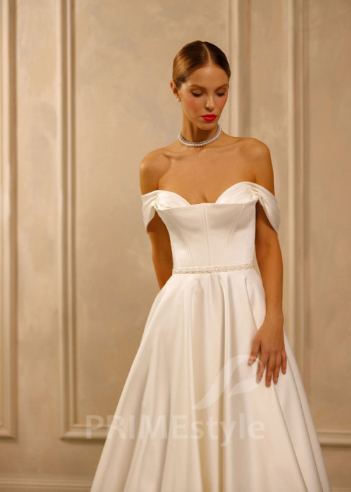 Jednoduché saténove svadobné šaty Heidi 2