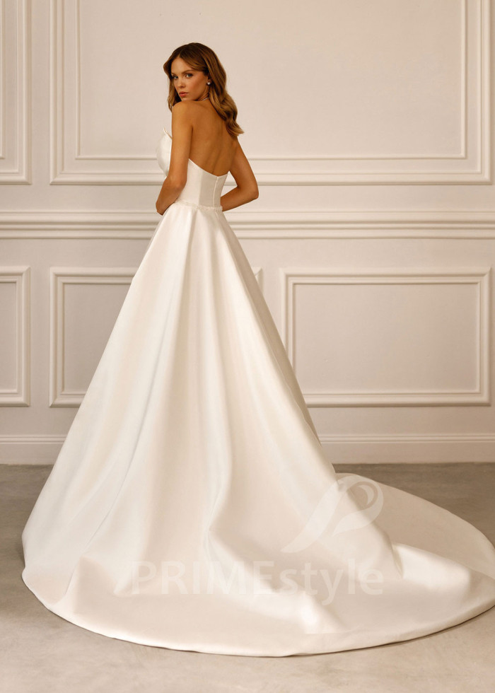 Extravagantné romantické svadobné šaty Lily