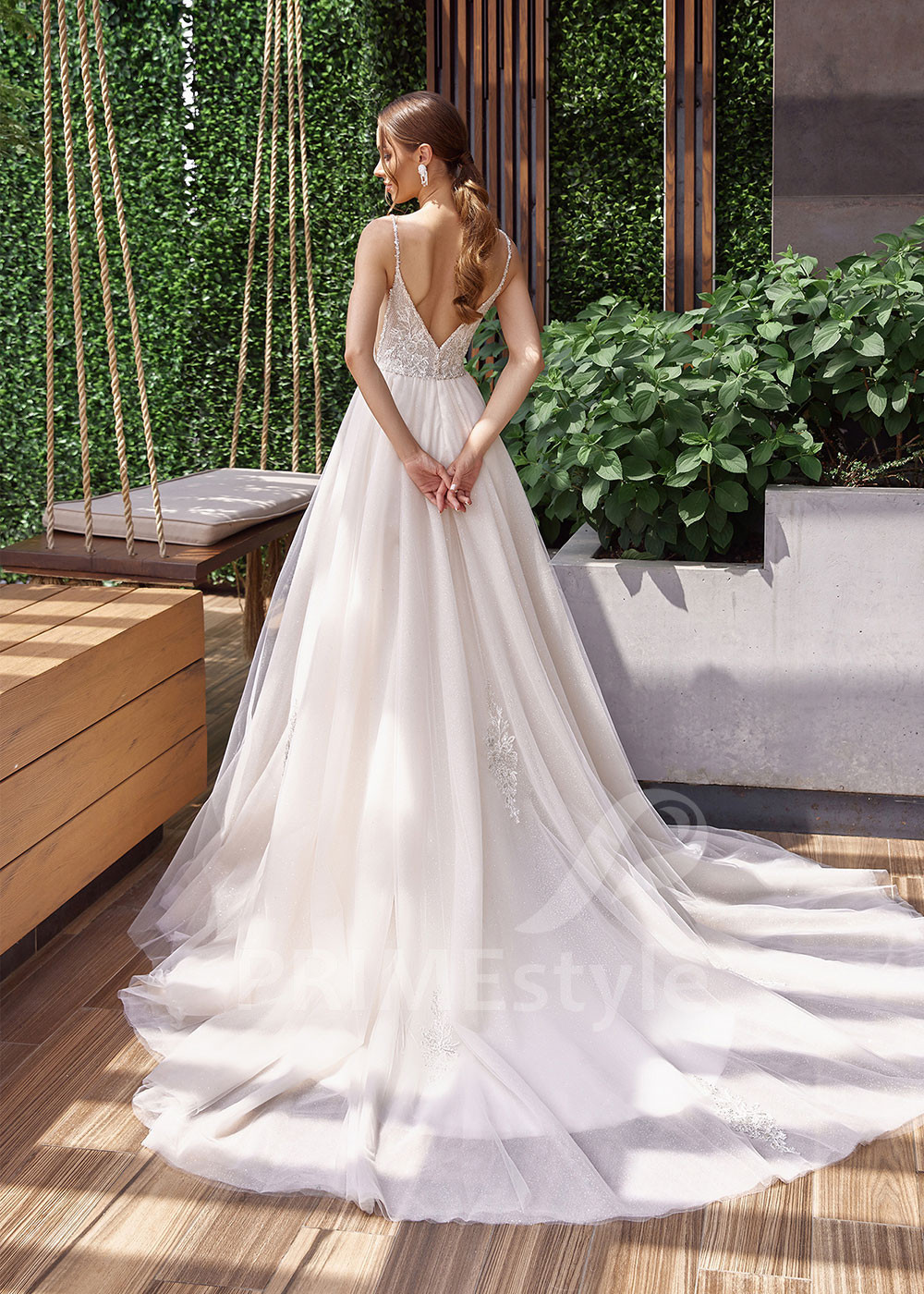 Luxusné trblietavé svadobné šaty LC2504