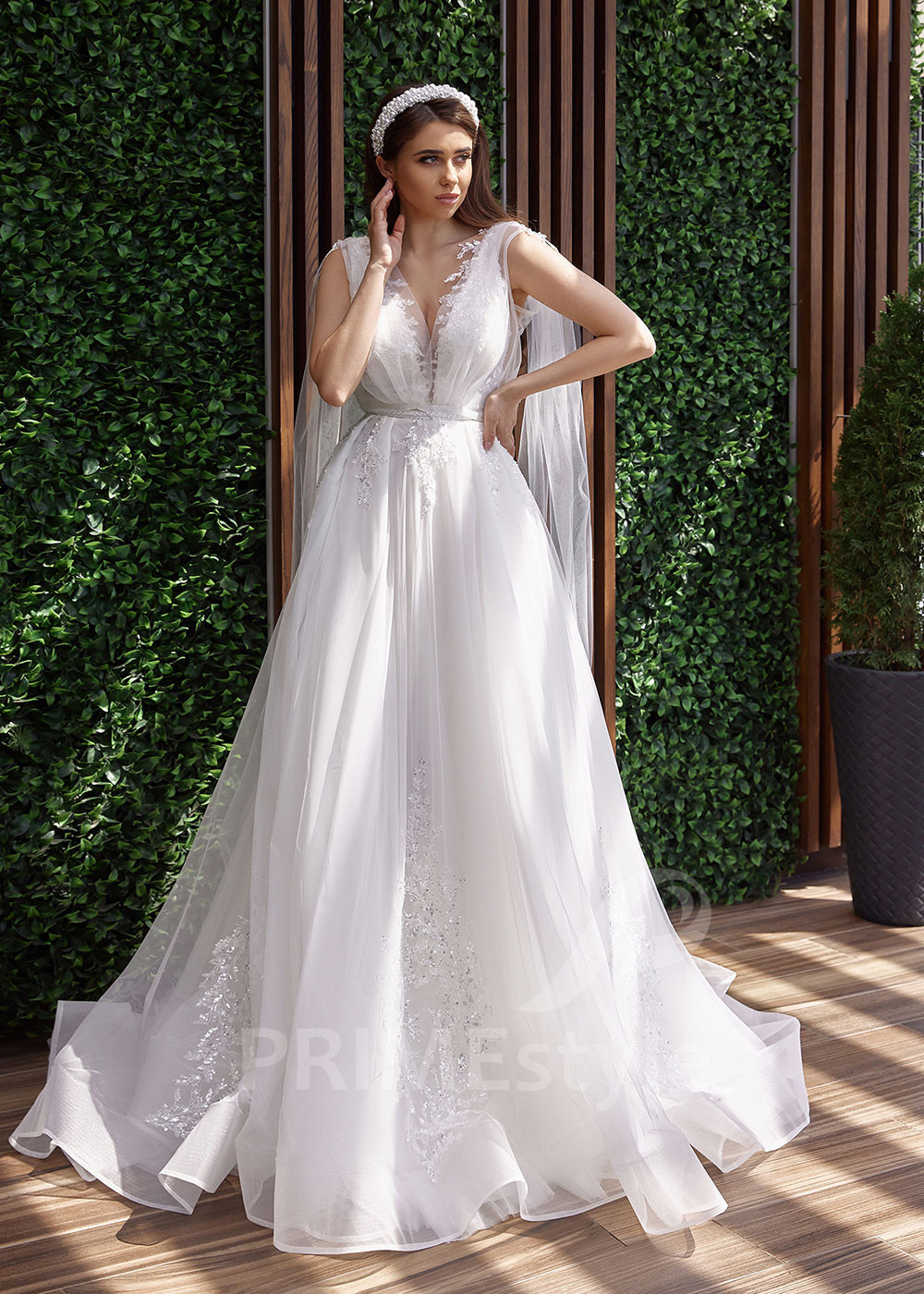 Luxusné princeznovské svadobné šaty LC2506