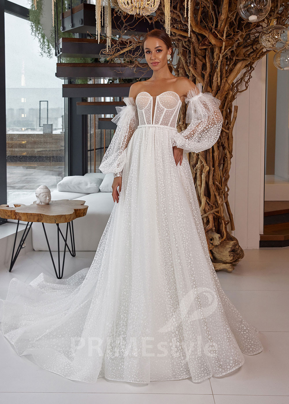 Extravagantné tylové svadobné šaty LC2507