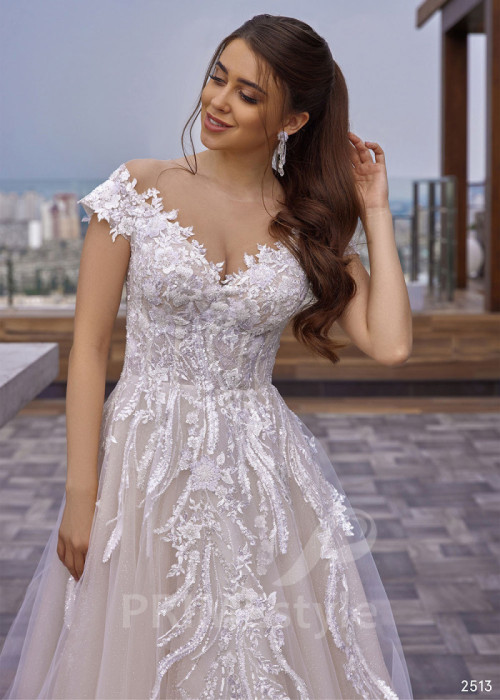 Luxusné čipkované svadobné šaty LC2513 2