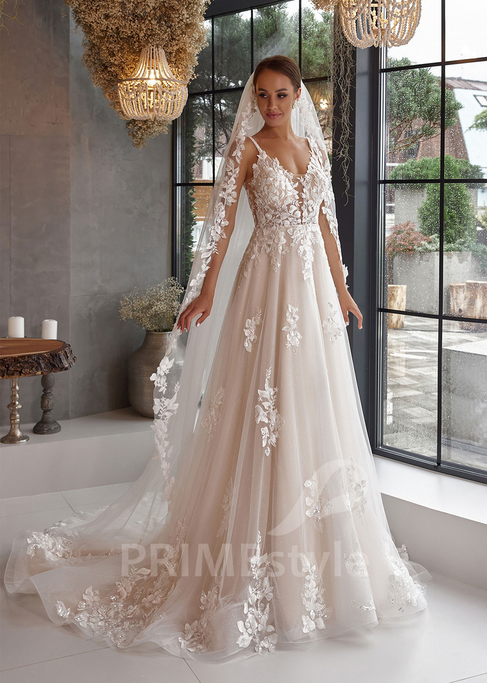 Elegantné čipkované svadobné šaty LC2519