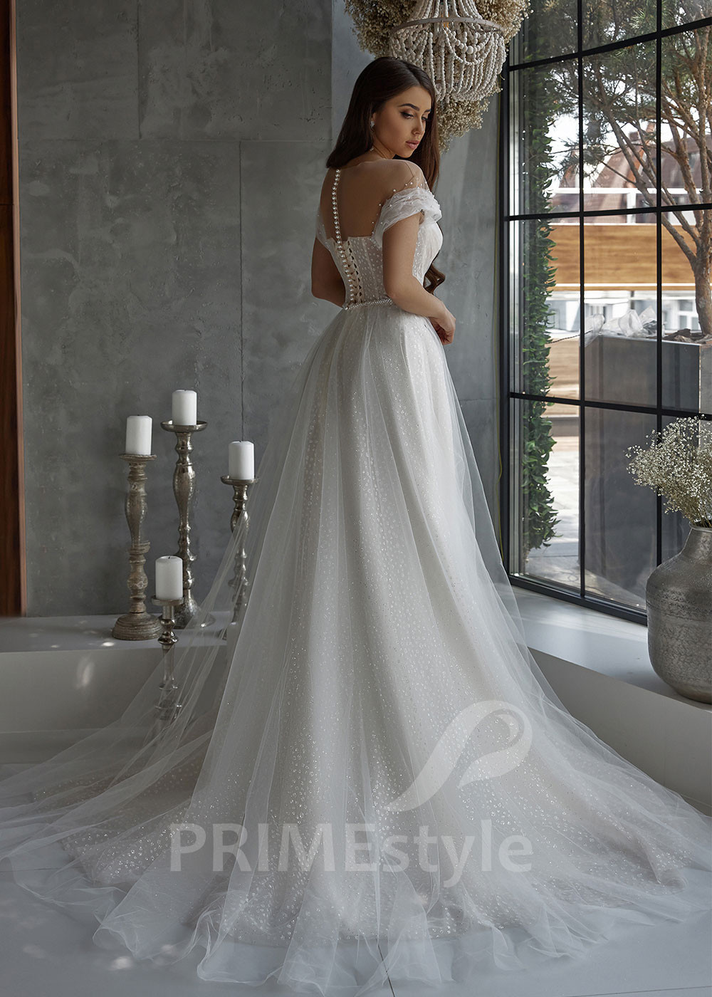 Jednoduché tylové svadobné šaty LC2528