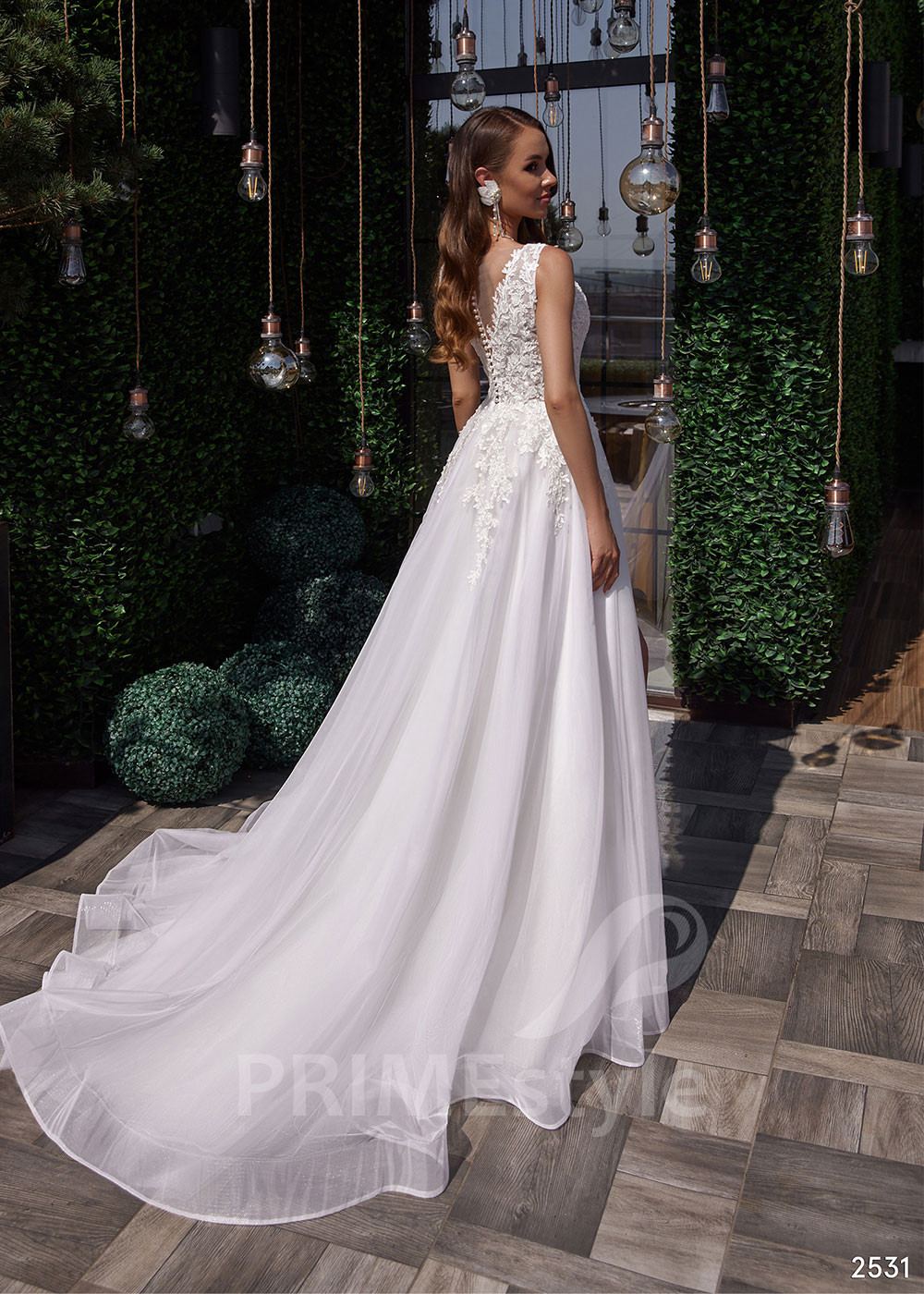 Luxusné princeznovské svadobné šaty...