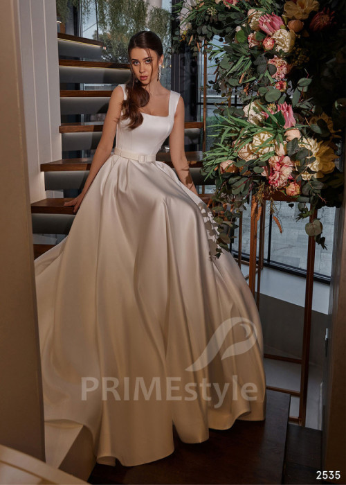 Elegantné hladké svadobné šaty LC2535 2