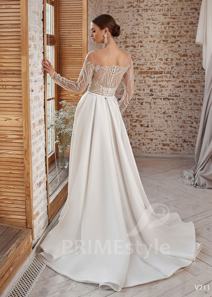 Extravagantné čipkované svadobné šaty LS711