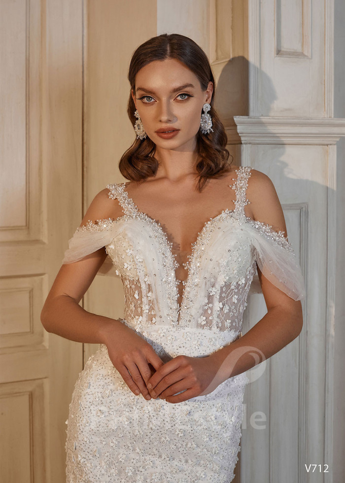 Luxusné celočipkované svadobné šaty LS712